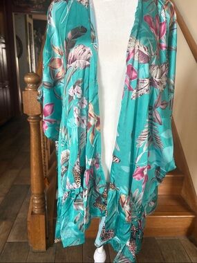 NWT Turquoise Floral Kimono Cover-Up adorned w/ ruffles Sz S/M,will fit L FIRM